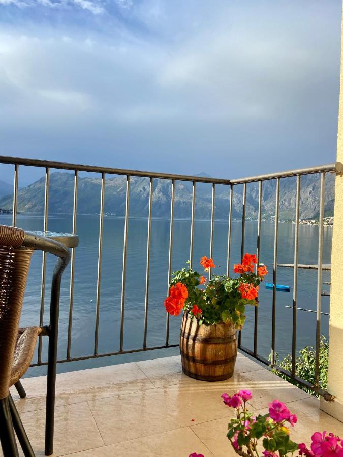 Apartment Ivanisevic 2 Kotor Exterior photo