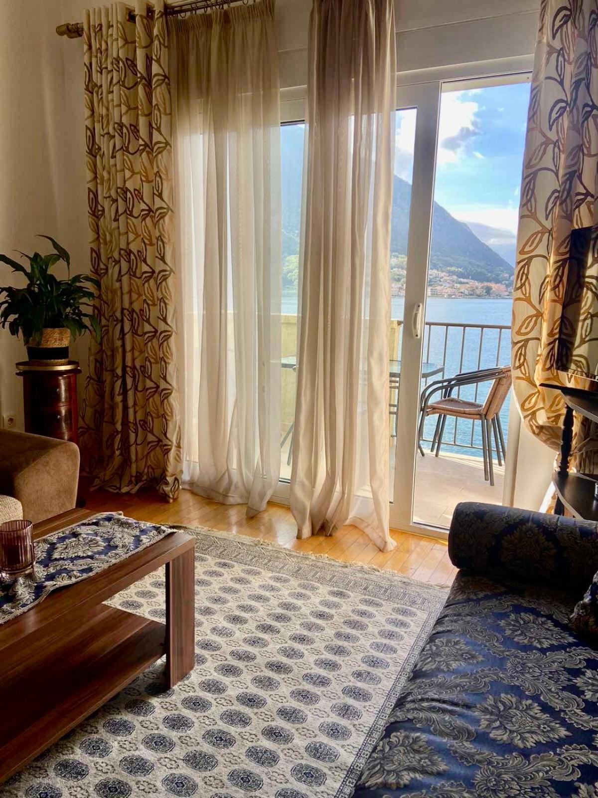 Apartment Ivanisevic 2 Kotor Exterior photo