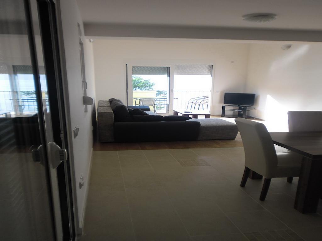 Apartment Ivanisevic 2 Kotor Exterior photo