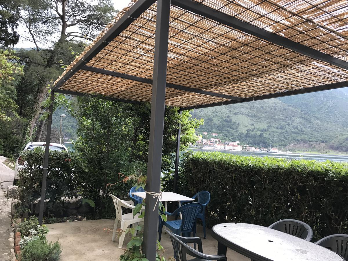 Apartment Ivanisevic 2 Kotor Exterior photo